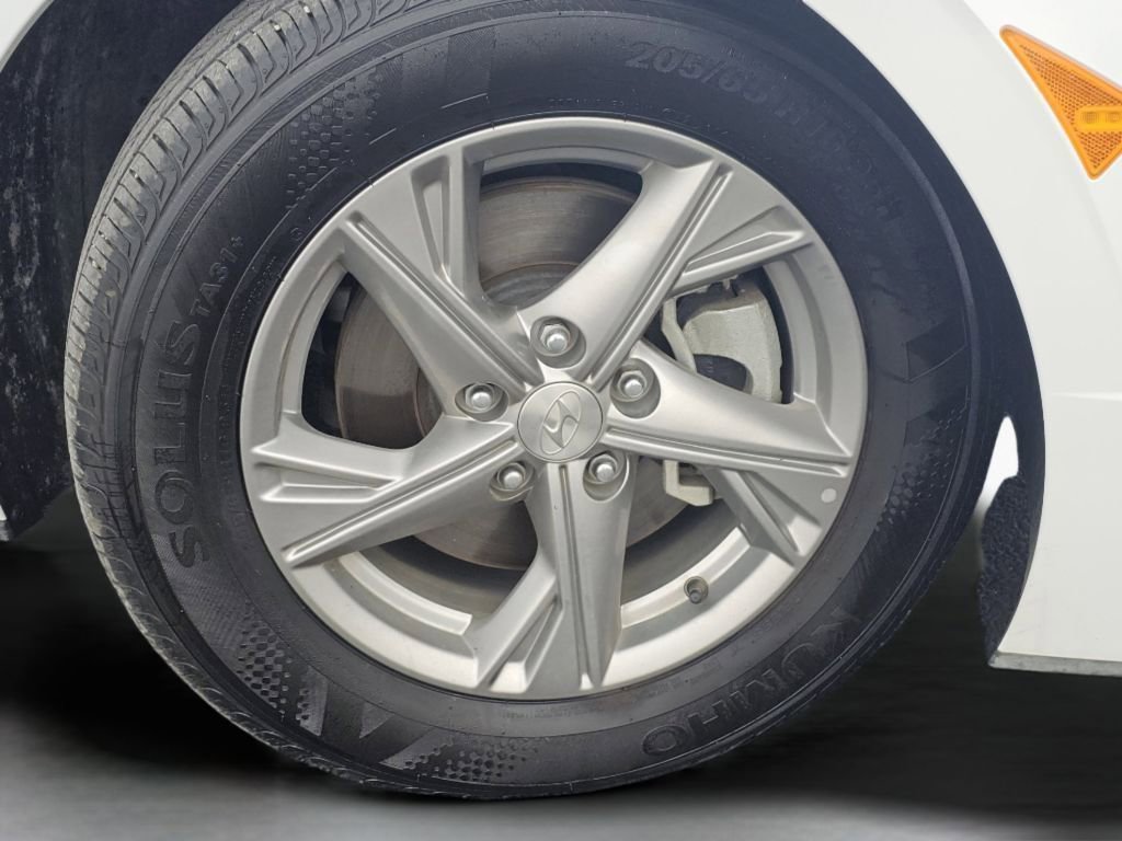 Used 2023 Hyundai Sonata SE image 17