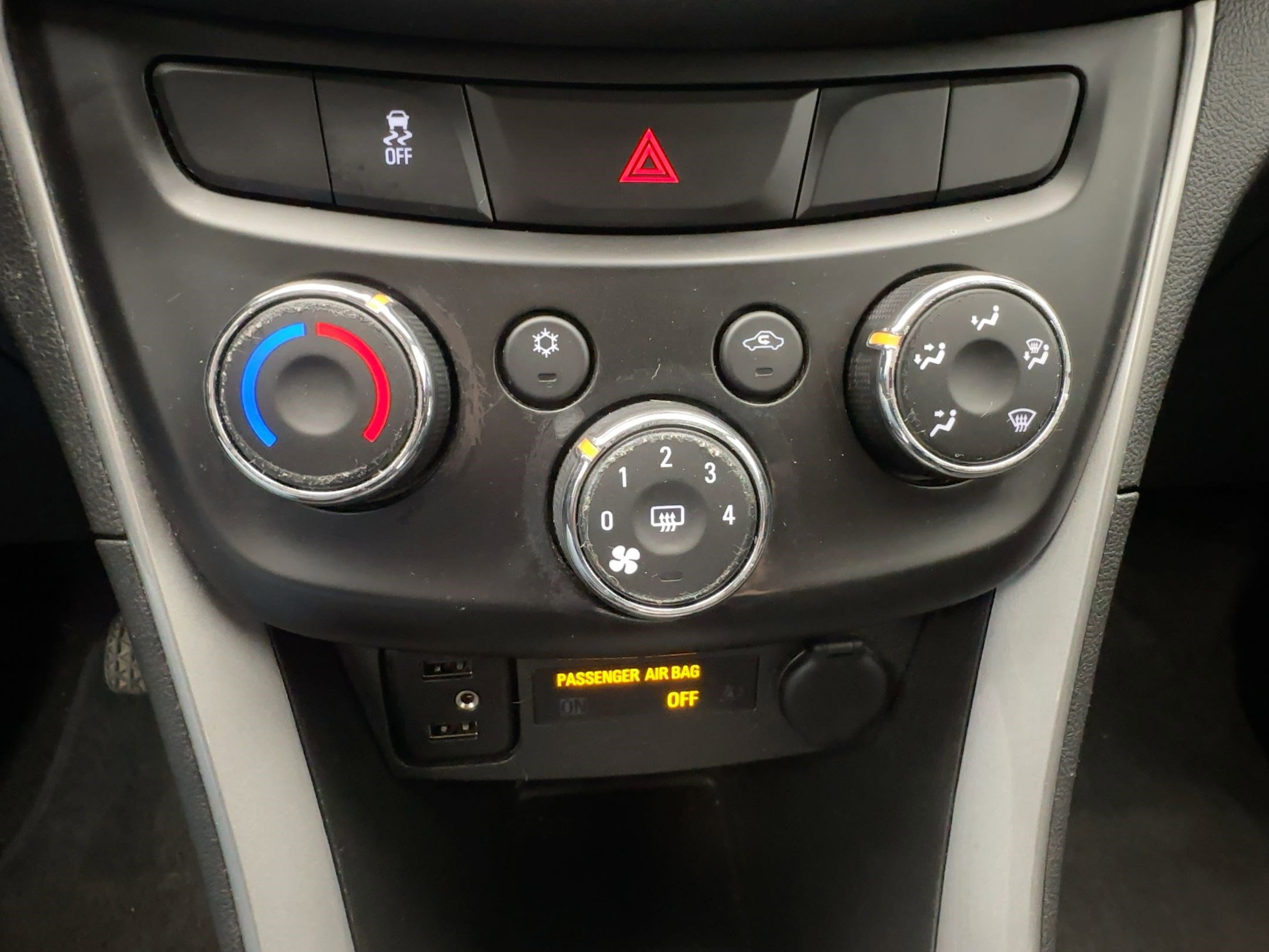 Certified 2021 Chevrolet Trax LT image 17