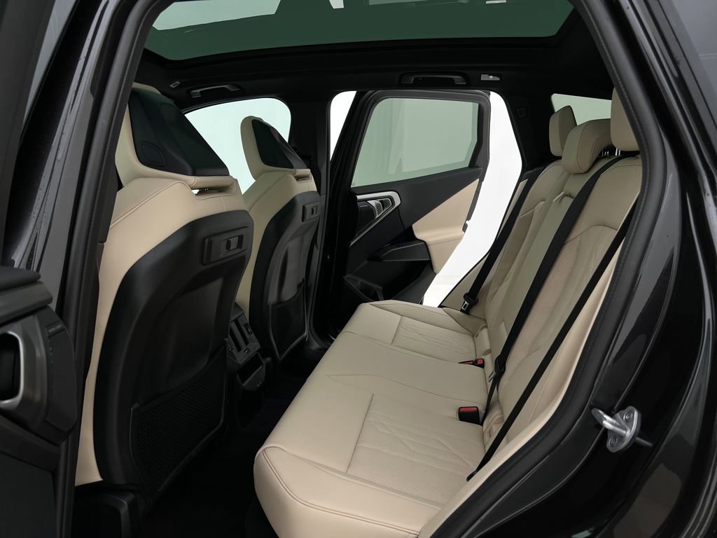 New 2026 BMW X3 M50 w/ Premium Package image 11