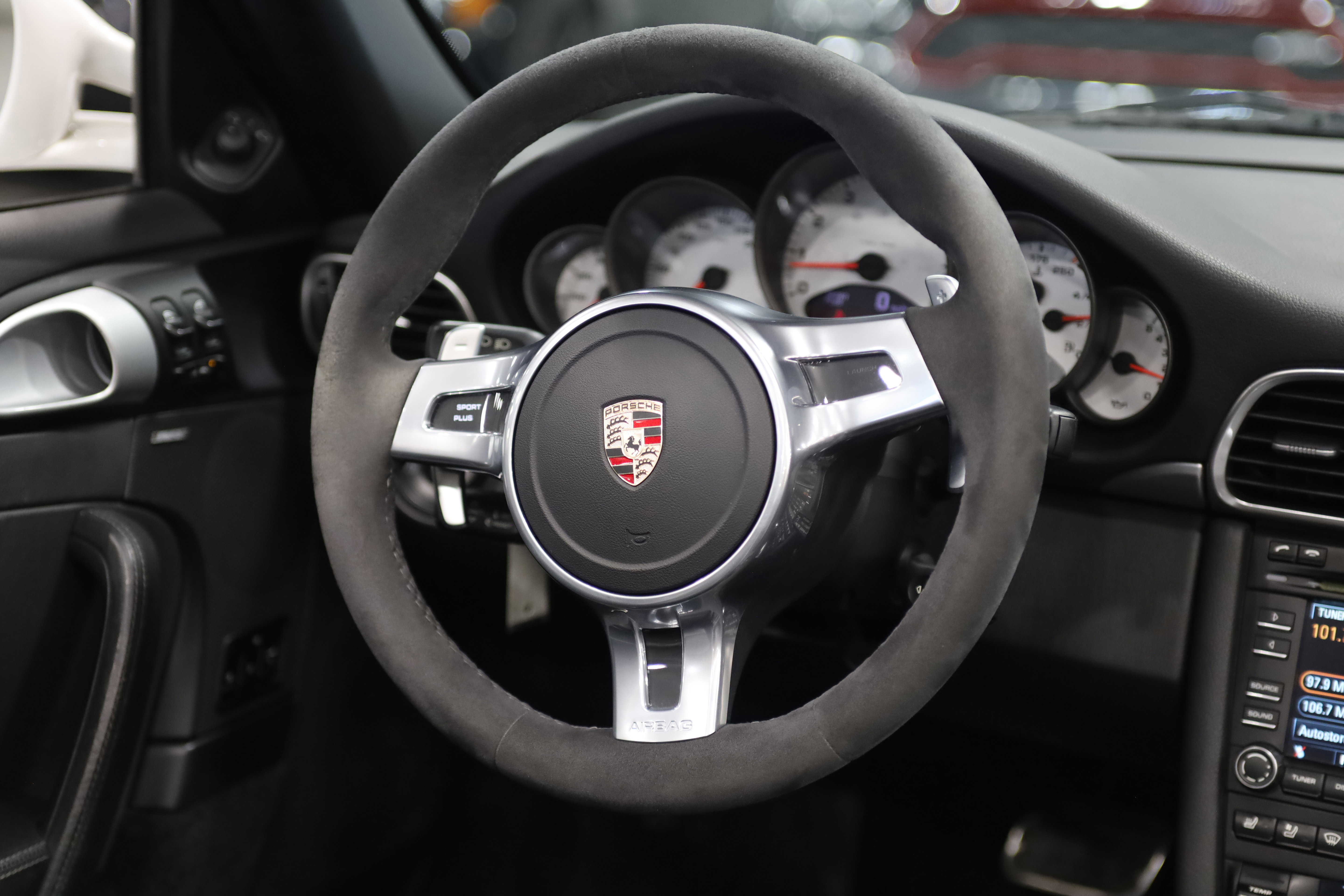 Used 2010 Porsche 911 Carrera 4S image 26