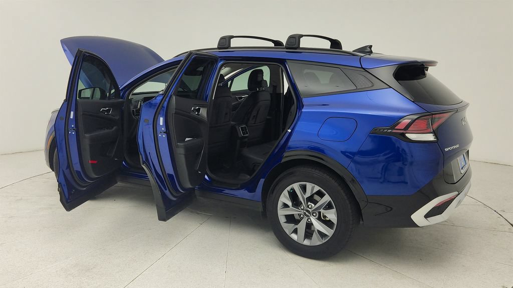 Used 2025 Kia Sportage SX FWD image 11