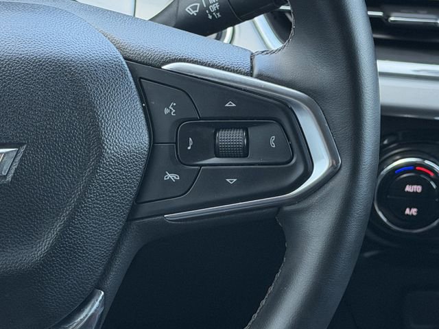 Used 2024 Chevrolet Trax LT w/ LT Convenience Package image 15