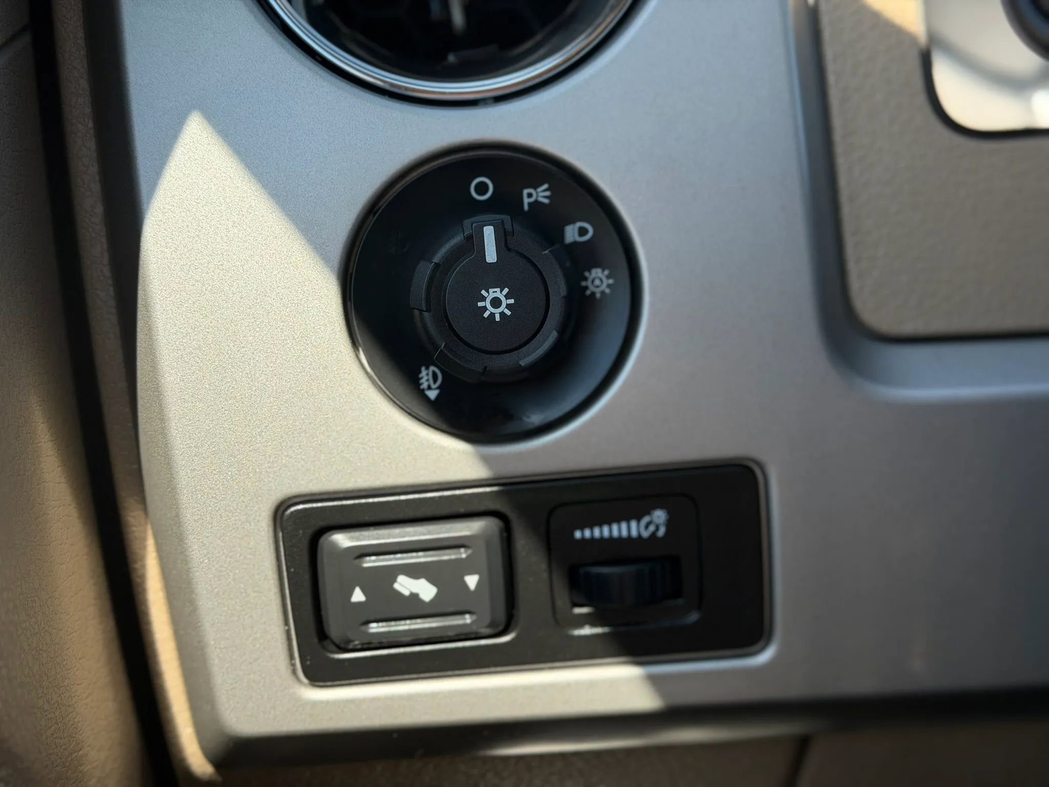 Used 2010 Ford F150 Lariat AWD/4WD image 39