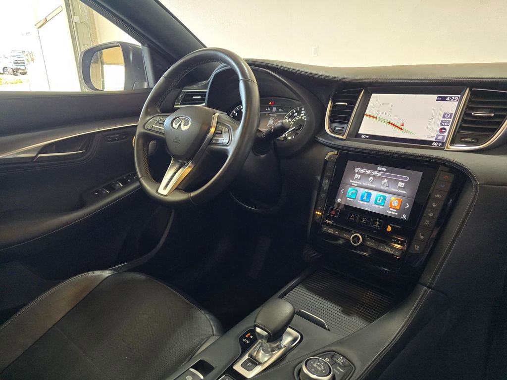 Used 2023 INFINITI QX55 Essential image 29