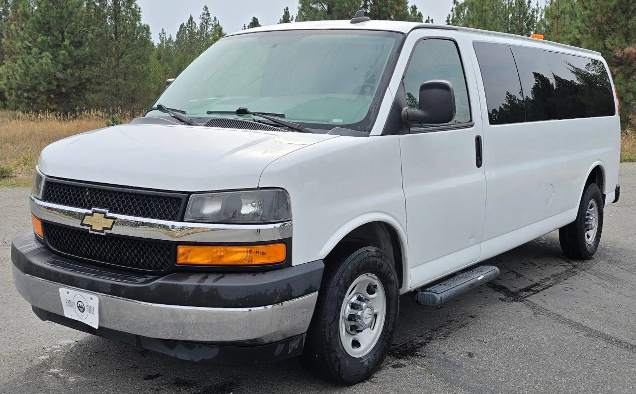 Used 2017 Chevrolet Express 3500 LT w/ LT Preferred Equipment Group