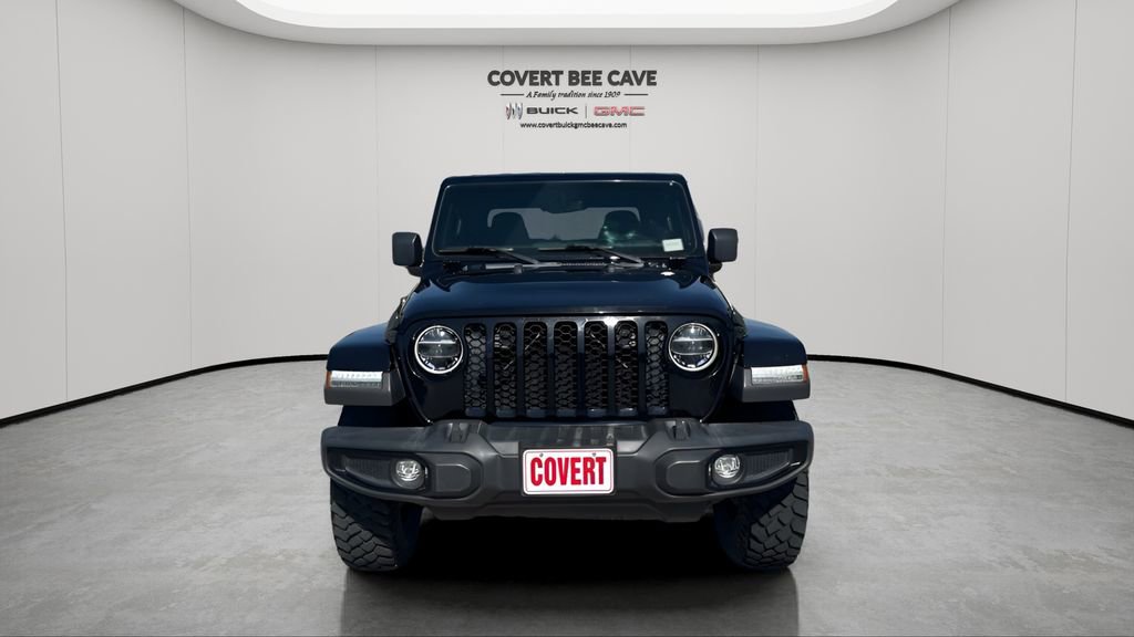 Used 2022 Jeep Gladiator Willys image 2