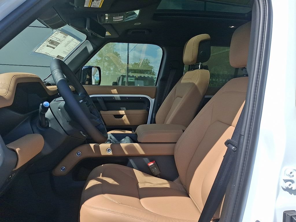 New 2026 Land Rover Defender 110 X-Dynamic SE AWD/4WD image 9