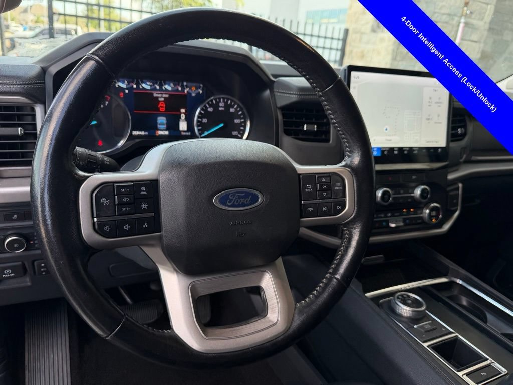 Used 2022 Ford Expedition XLT RWD image 12