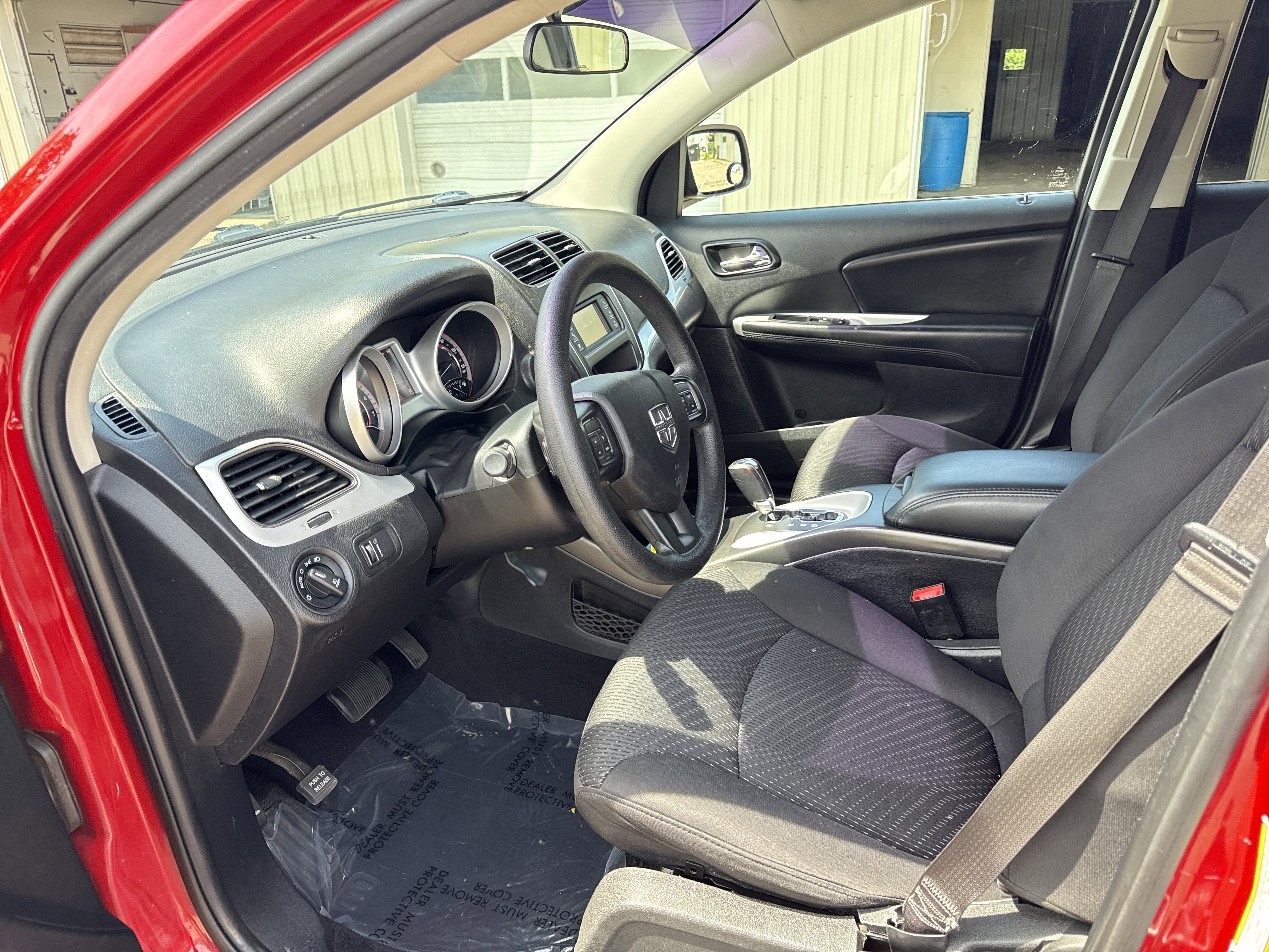 Used 2017 Dodge Journey SXT w/ Comfort/Convenience Group AWD/4WD image 14