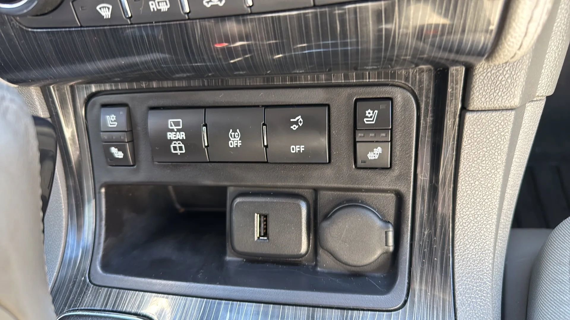 Used 2016 Chevrolet Traverse LTZ image 18