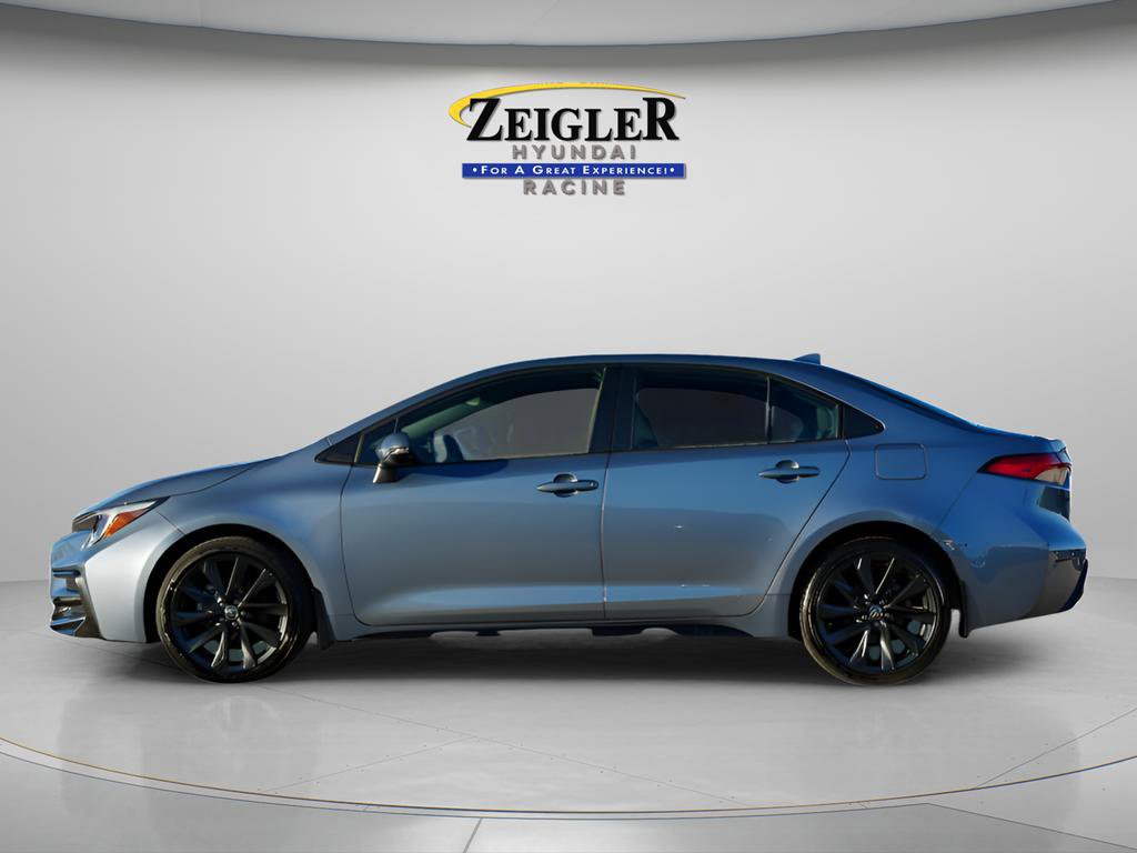 Used 2024 Toyota Corolla SE image 4