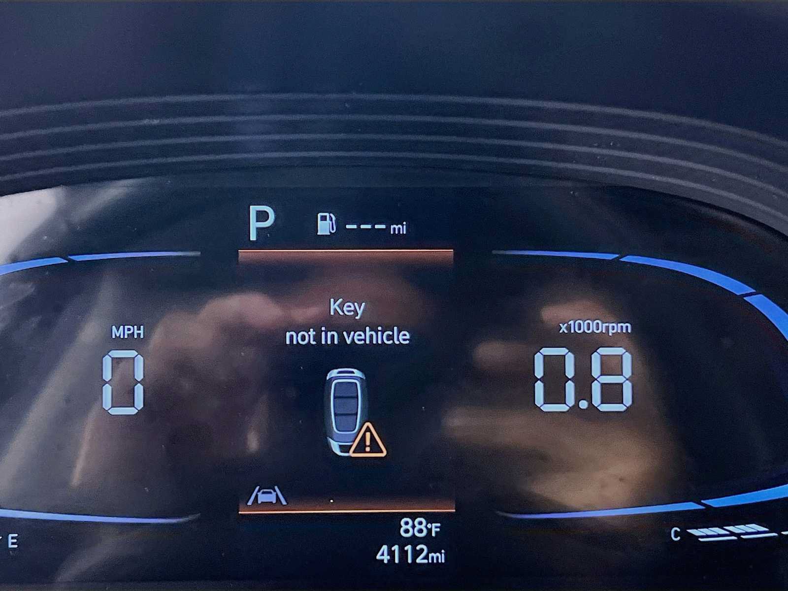Certified 2025 Hyundai Venue FWD image 12