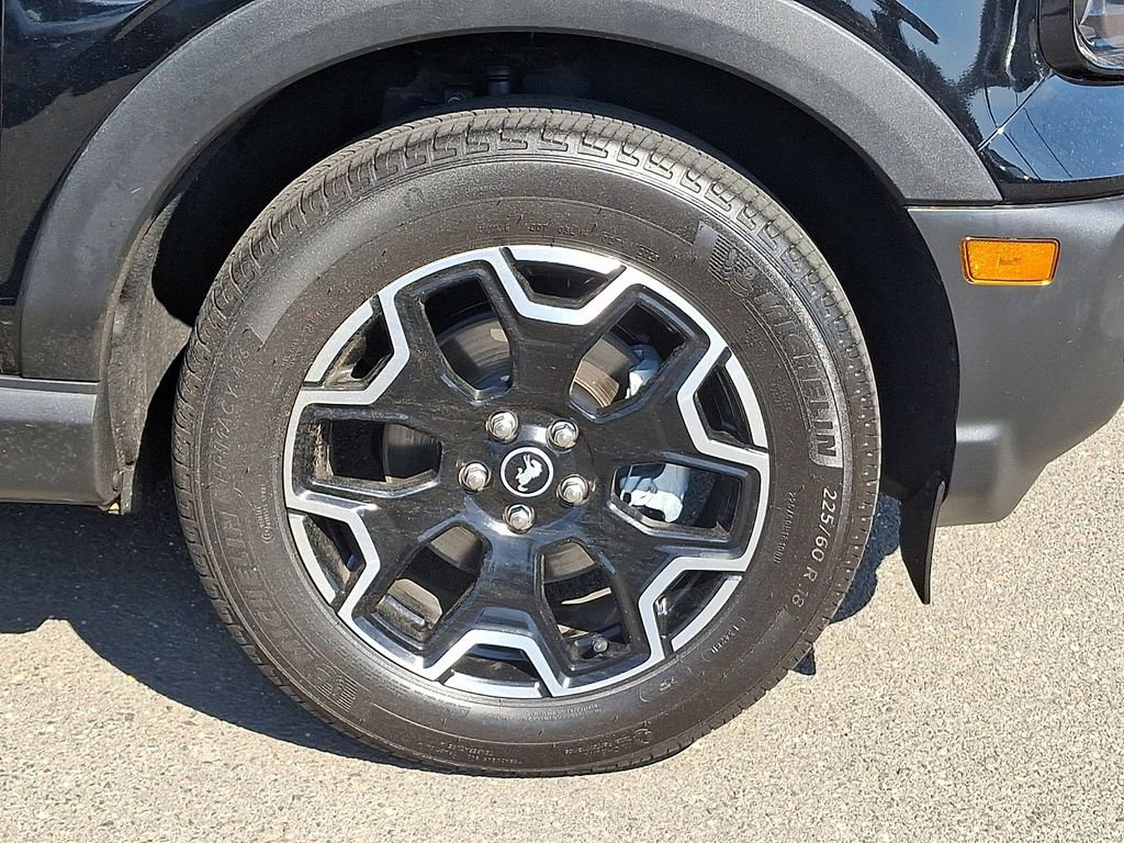 Certified 2025 Ford Bronco Sport Outer Banks w/ Outer Banks Tech Package+ AWD/4WD image 8