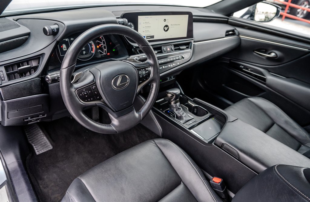 Used 2023 Lexus ES 350 Luxury w/ Premium Package image 14