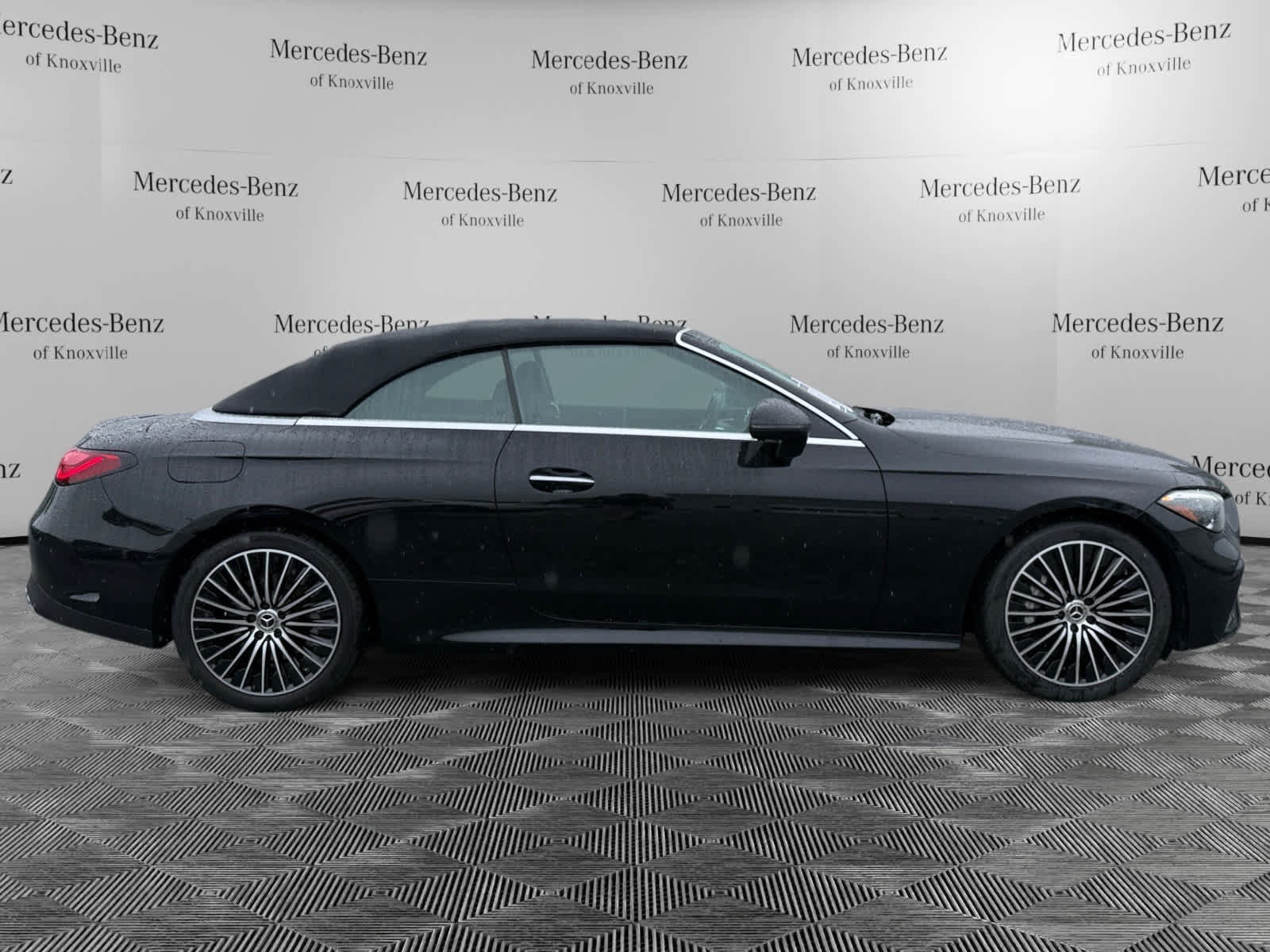 Certified 2024 Mercedes-Benz CLE 450 4MATIC Cabriolet image 6