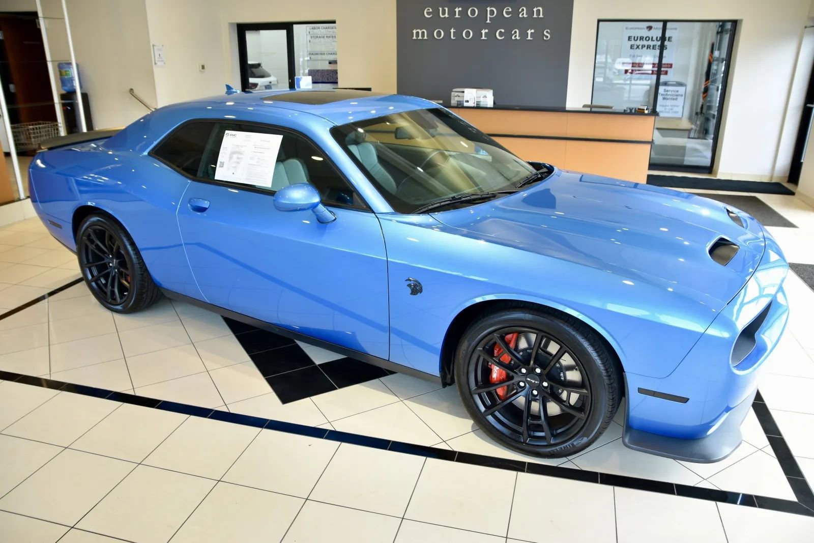 Used 2023 Dodge Challenger SRT Hellcat image 7