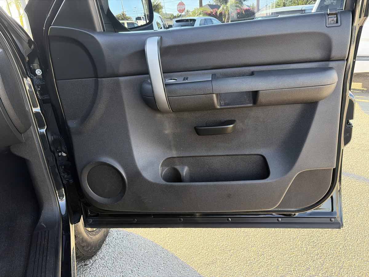 Used 2009 Chevrolet Silverado 1500 LT w/ Power Pack Plus RWD image 24