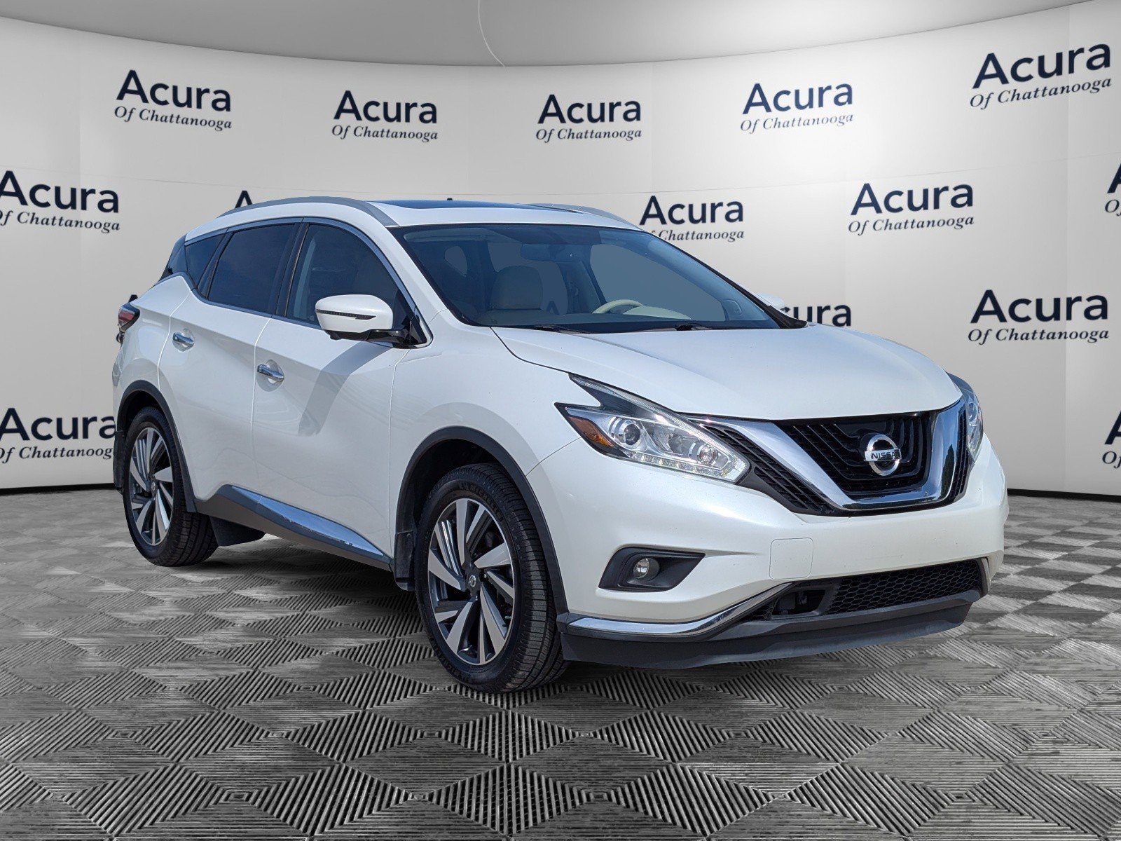 Used 2018 Nissan Murano Platinum w/ Cargo Package image 2