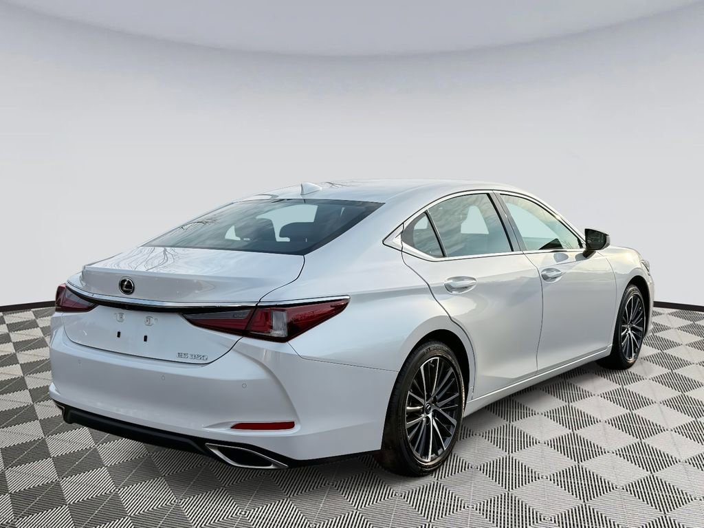 Used 2025 Lexus ES 350 Premium w/ Premium Package image 2