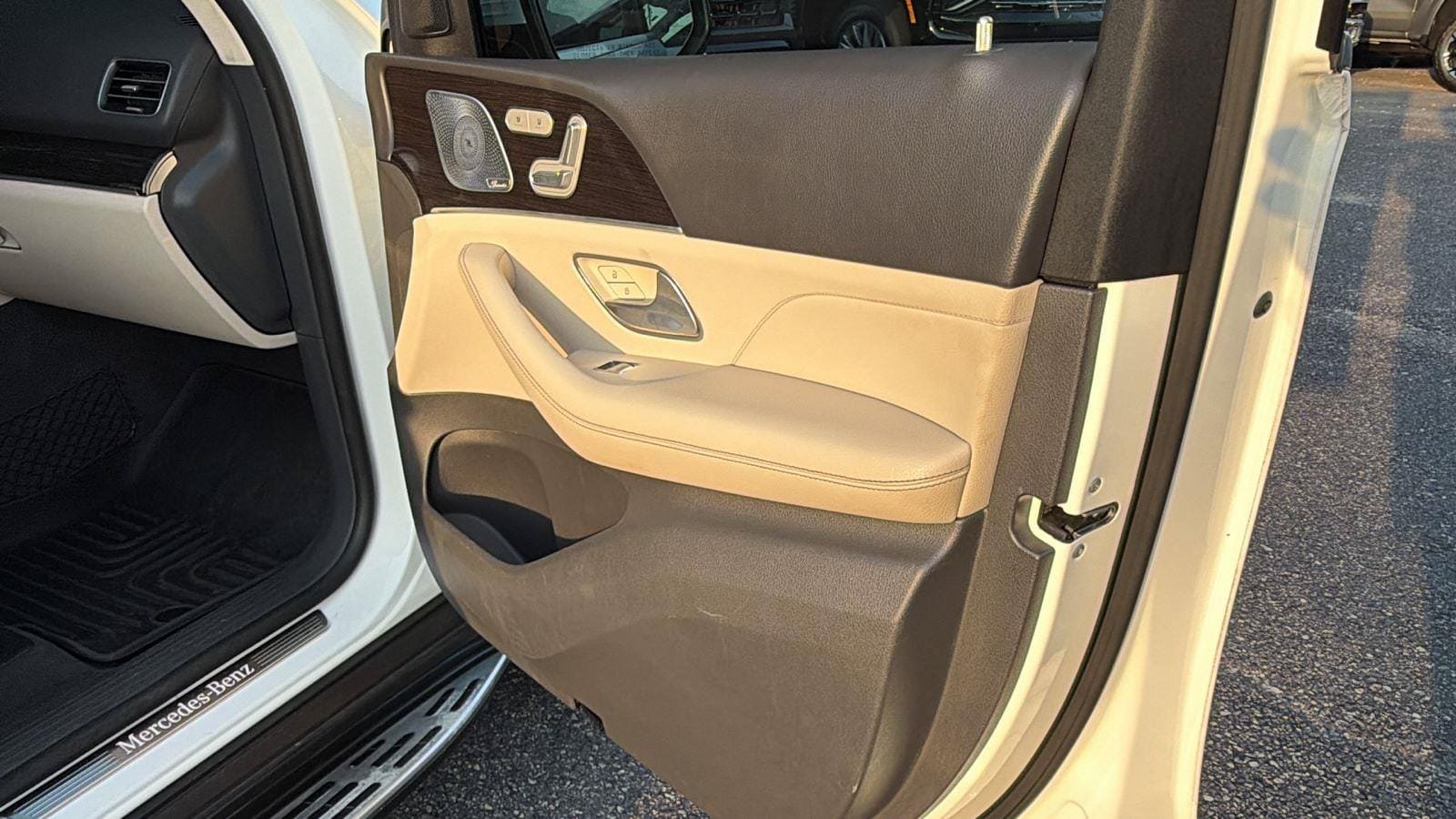 Used 2020 Mercedes-Benz GLE 350 4MATIC image 18