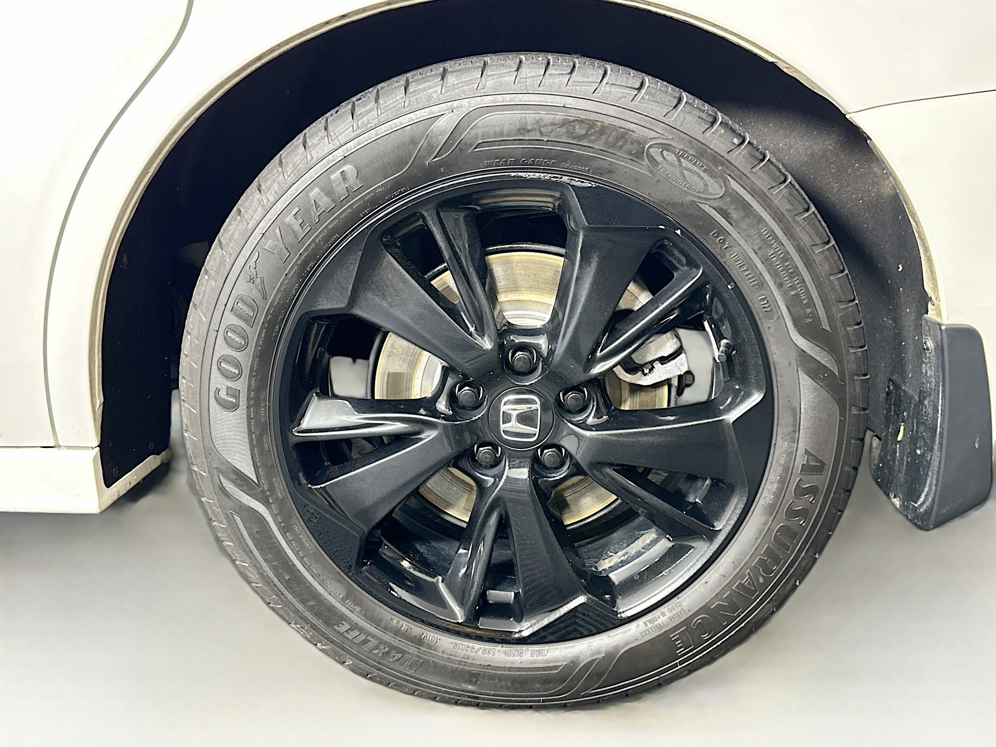 Used 2024 Honda Odyssey Sport image 11