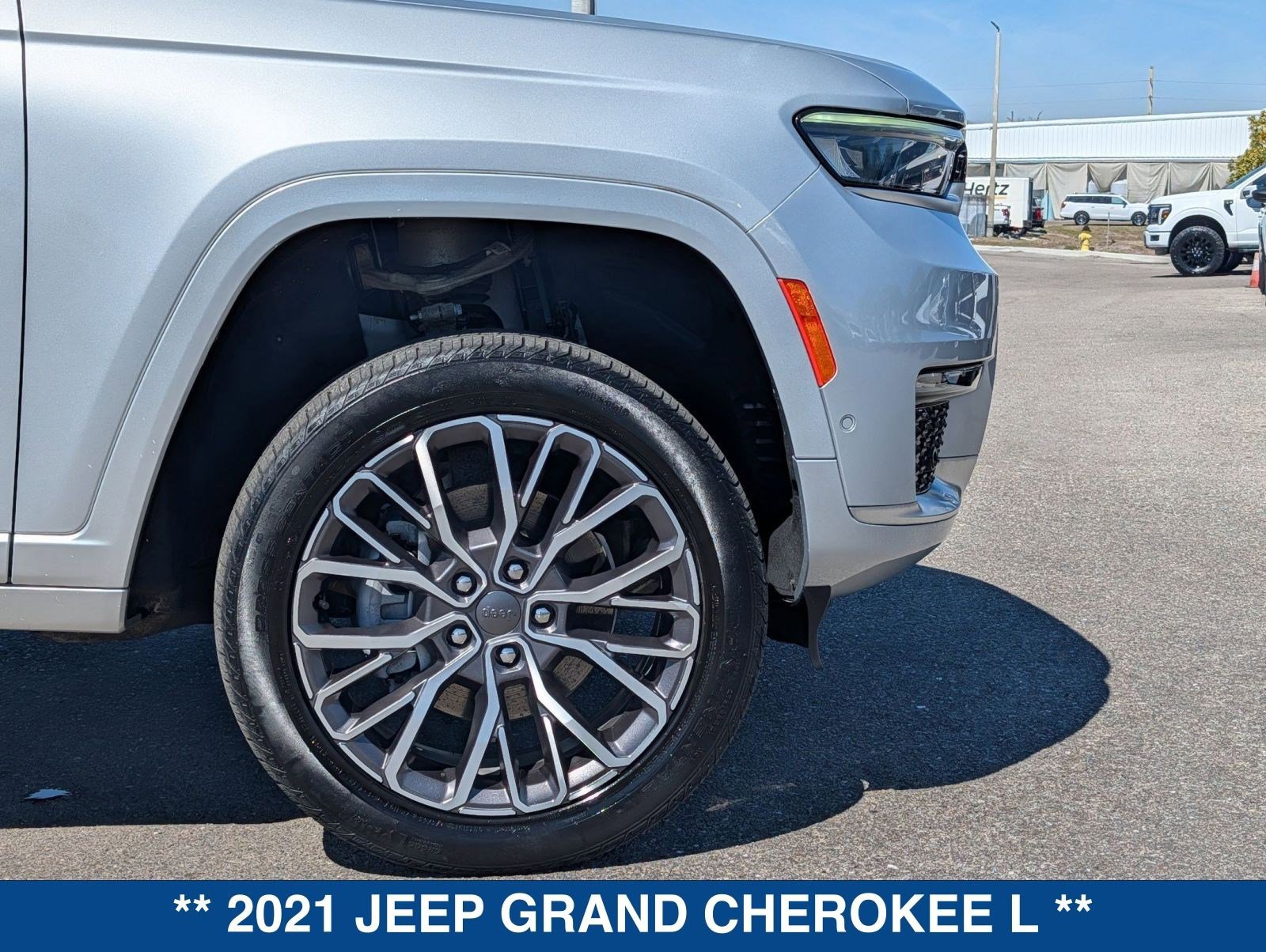 Used 2021 Jeep Grand Cherokee L Summit image 11