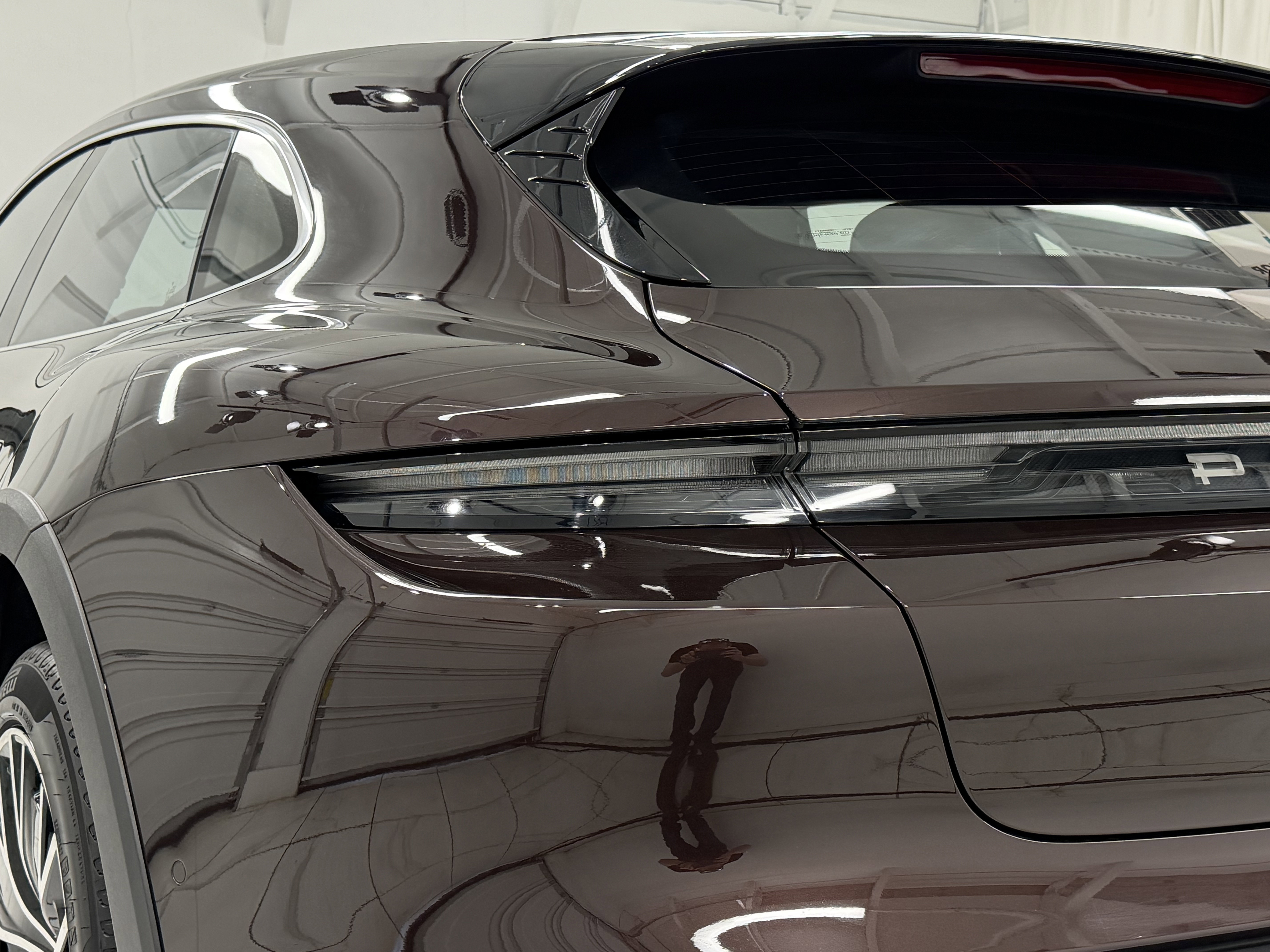 Certified 2023 Porsche Taycan Turbo image 18