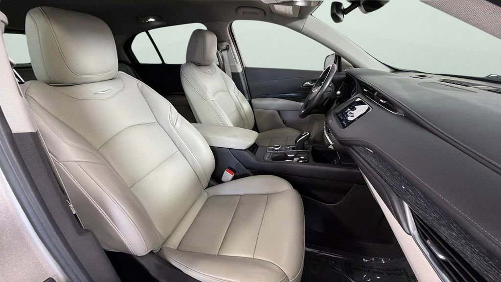 Certified 2023 Cadillac XT4 Premium Luxury w/ Cold Weather Package FWD image 32