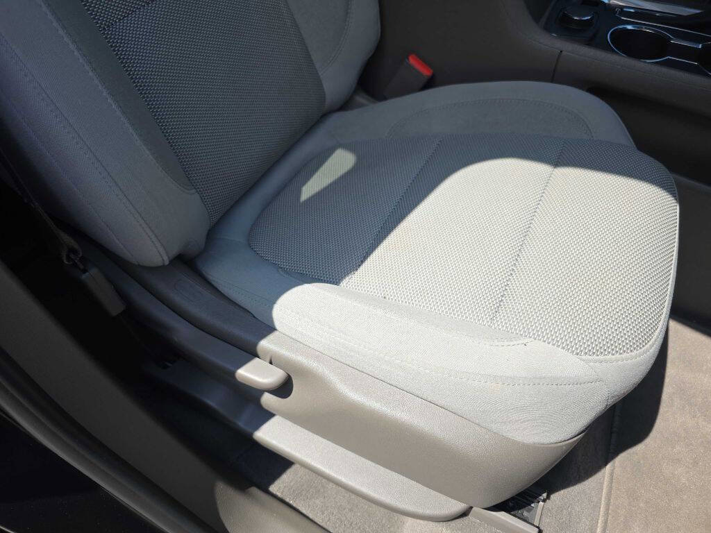 Used 2019 Chevrolet Traverse LT image 20