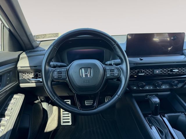 Used 2023 Honda Accord Sport image 9