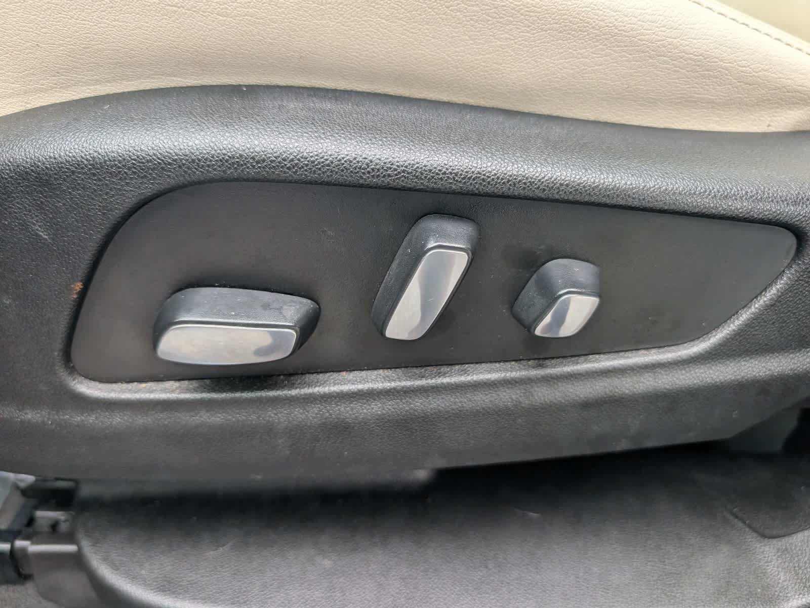 Used 2020 Cadillac XT6 Sport AWD/4WD image 23