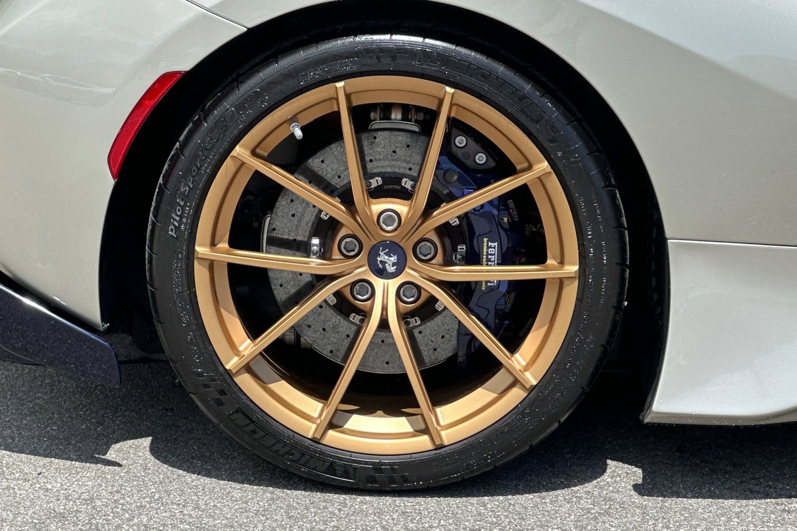 Used 2019 Ferrari 488 Pista Coupe RWD image 42