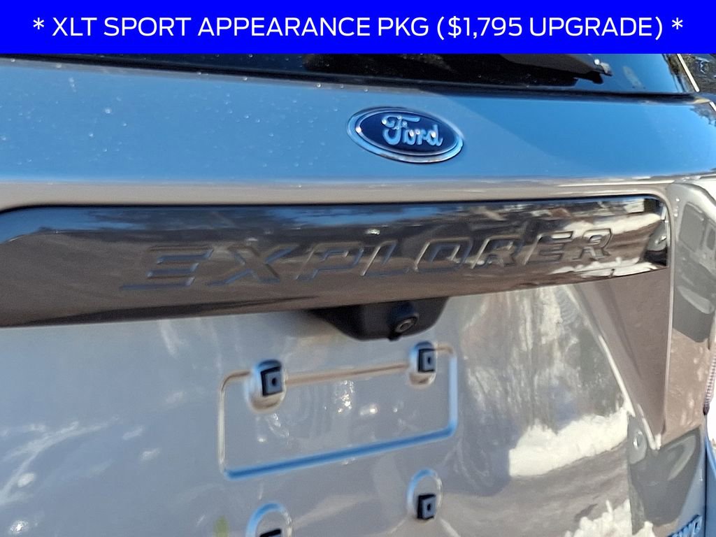 Used 2022 Ford Explorer XLT w/ Equipment Group 202A image 32