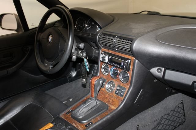 Used 2002 BMW Z3 2.5i RWD image 13