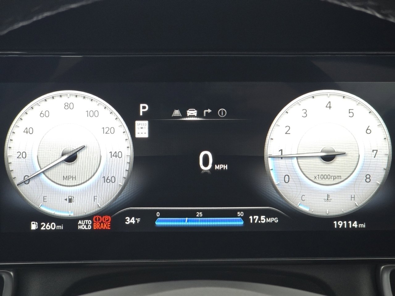 Used 2025 Hyundai Elantra SEL image 25