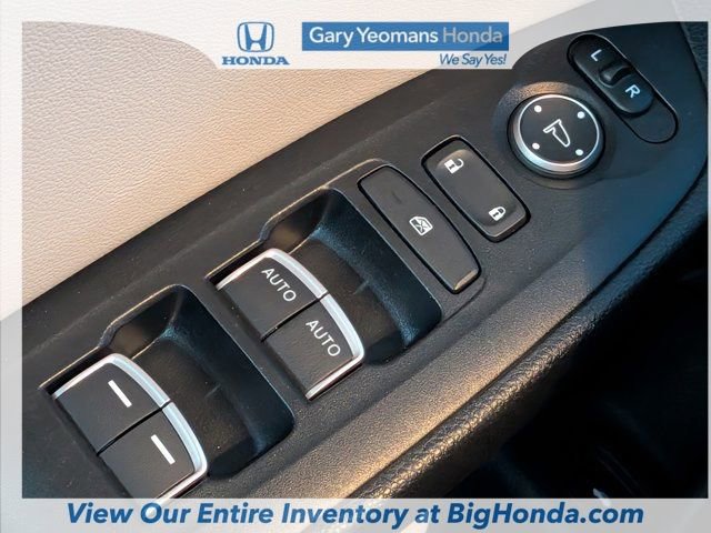 Used 2022 Honda Accord Touring image 25