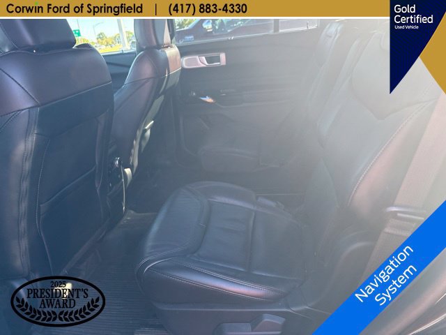 Used 2023 Ford Explorer Platinum w/ Technology Package AWD/4WD image 11