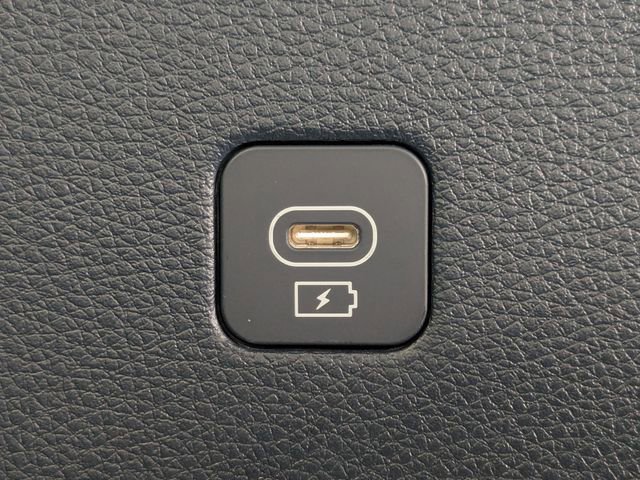 Certified 2025 Kia Carnival SX Prestige FWD image 16