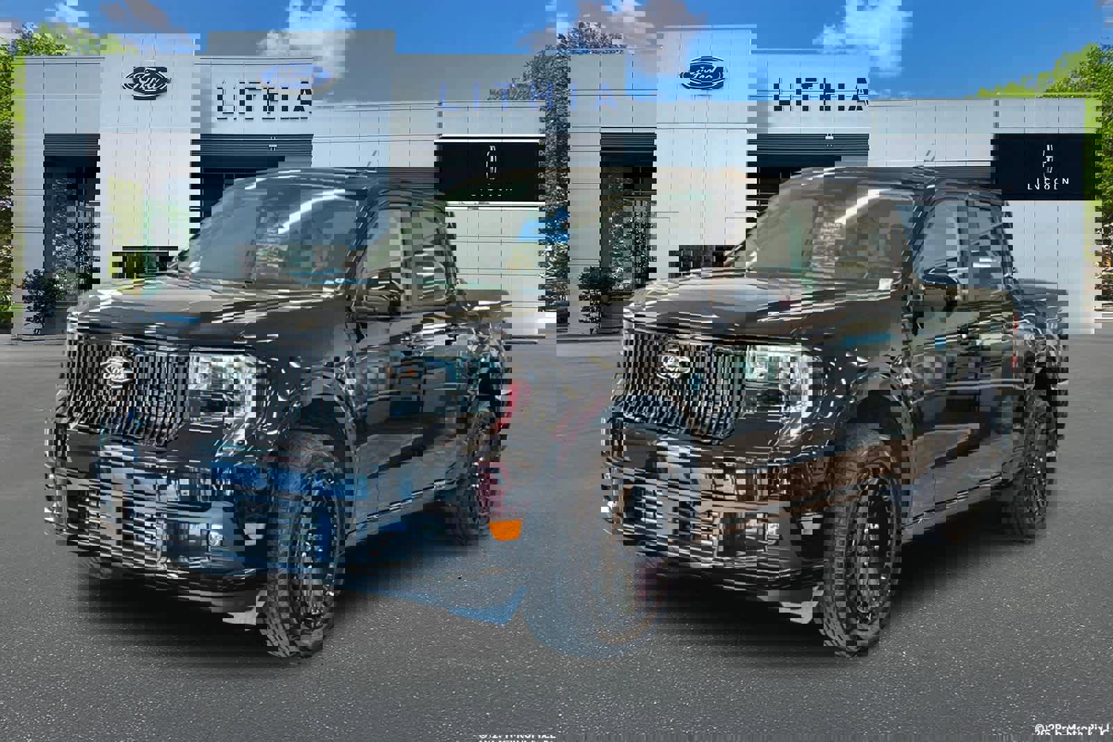 New 2025 Ford Maverick Lobo