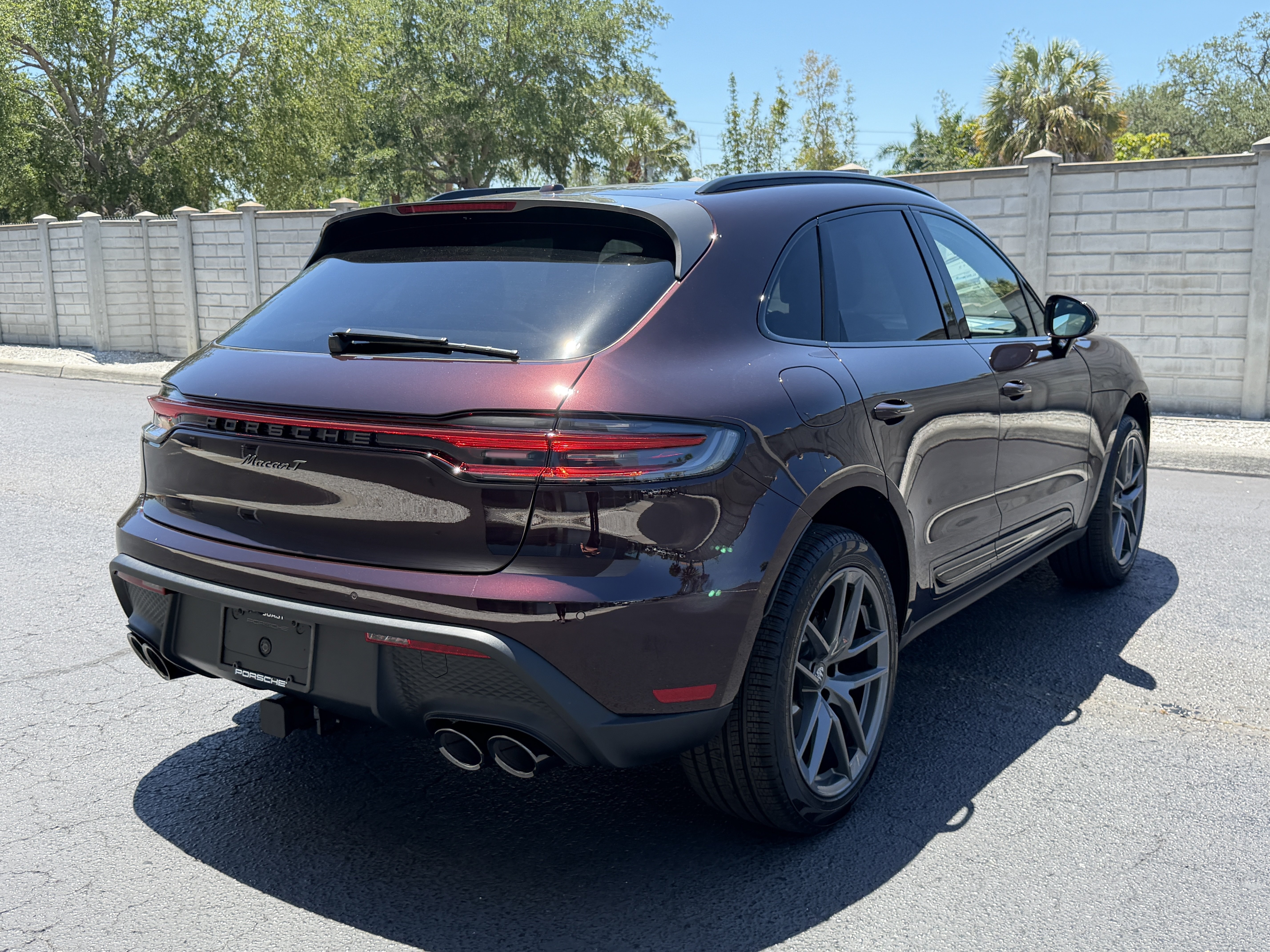 New 2026 Porsche Macan Turbo AWD/4WD image 4