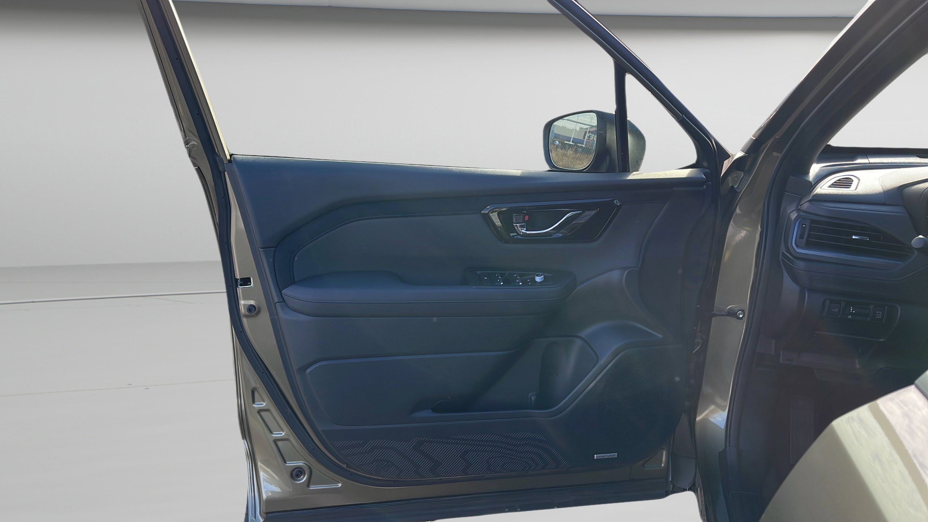 Certified 2025 Subaru Forester Limited w/ Popular Package #1 image 19