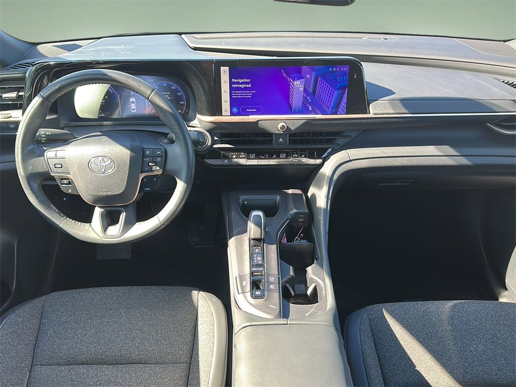 Used 2023 Toyota Crown XLE image 15