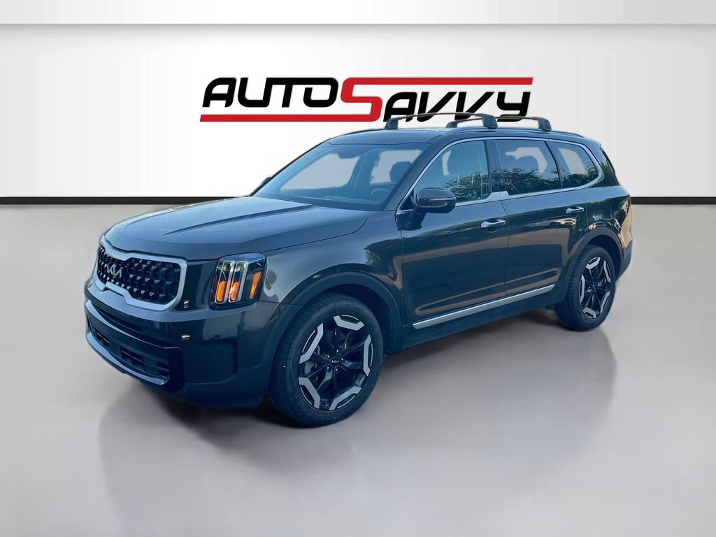Used 2024 Kia Telluride S w/ S Sunroof Package AWD/4WD image 3