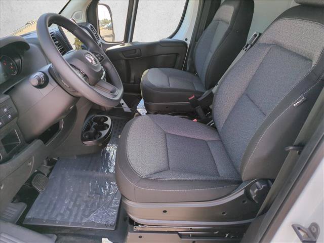 New 2027 RAM ProMaster 2500 w/ Premium Convenience Group FWD image 4