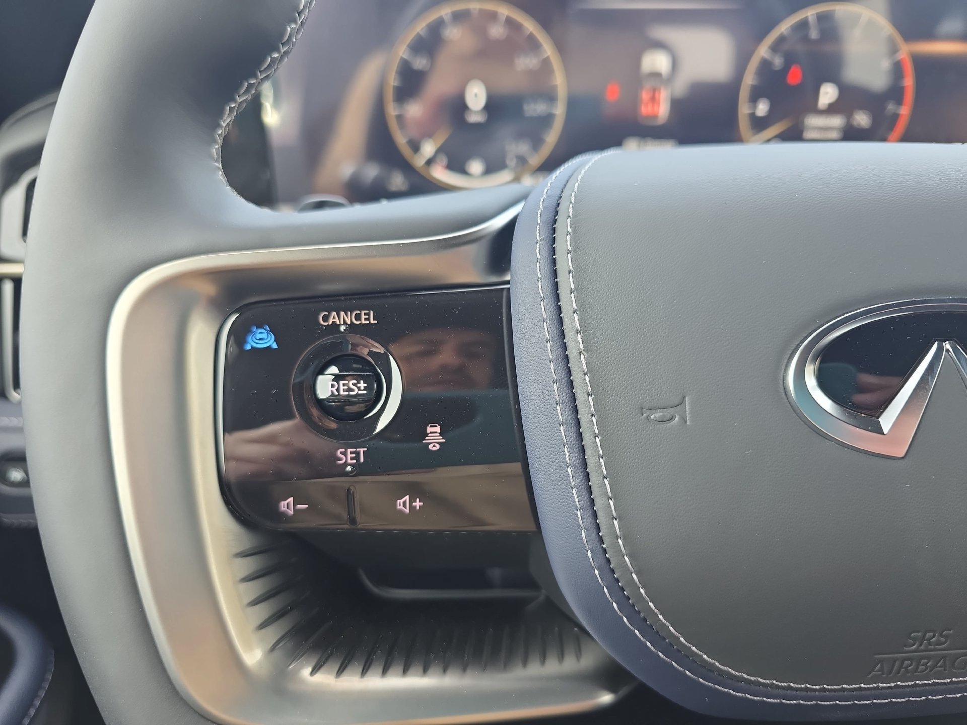 New 2026 INFINITI QX80 4WD w/ Sport Exterior Package image 17