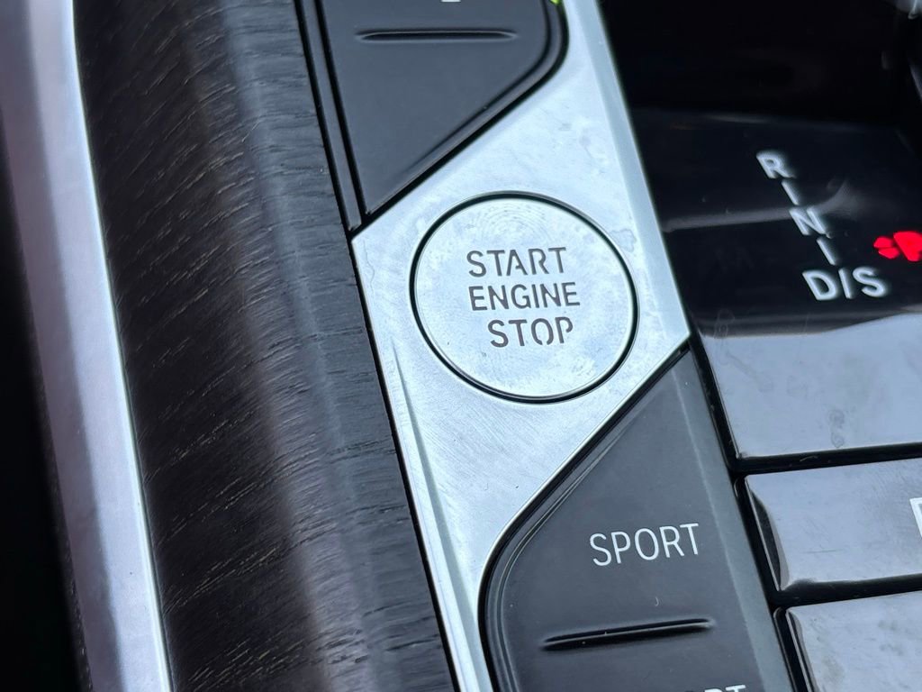 Used 2023 BMW M340i xDrive image 18