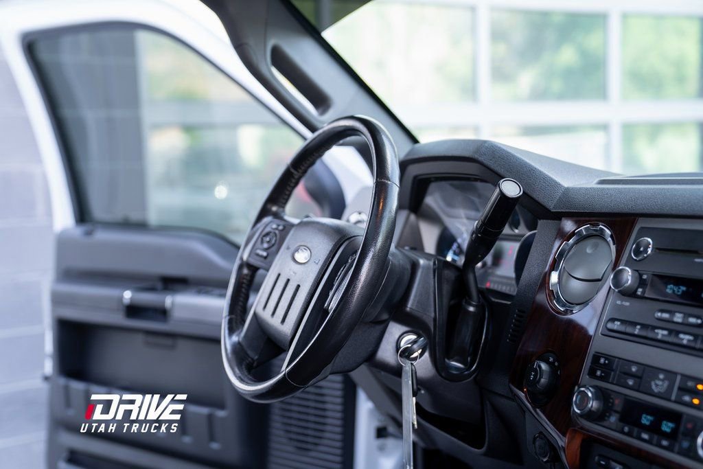 Used 2012 Ford F350 Lariat w/ Lariat Interior Pkg image 21