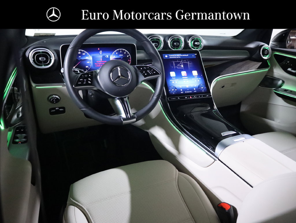 Used 2026 Mercedes-Benz GLC 300 4MATIC image 34