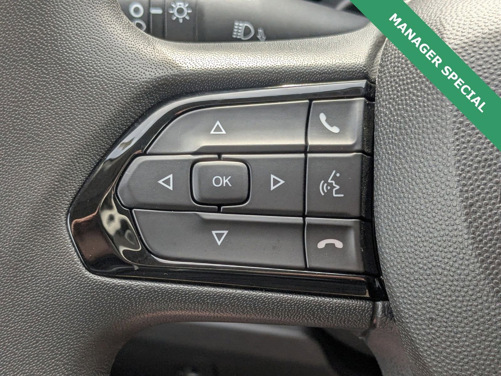 Used 2025 RAM ProMaster 3500 w/ Convenience Group image 24