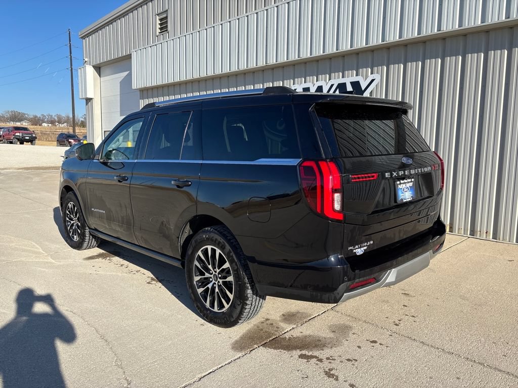 Certified 2025 Ford Expedition Platinum AWD/4WD image 7